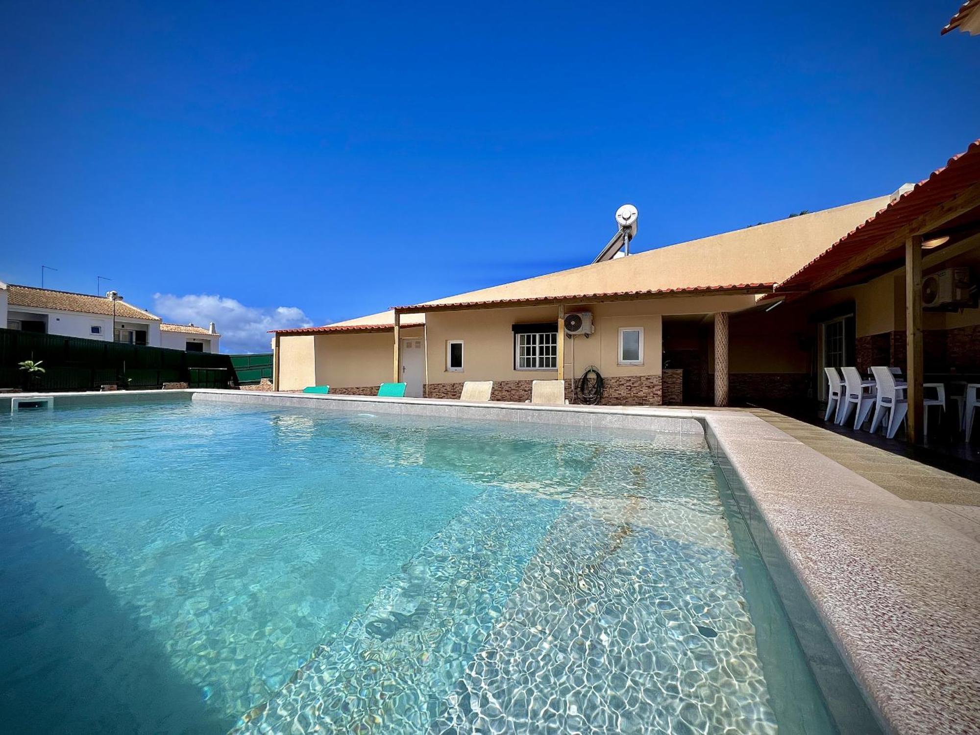 Albufeira Summer Villa 2 With Pool By Homing Εξωτερικό φωτογραφία