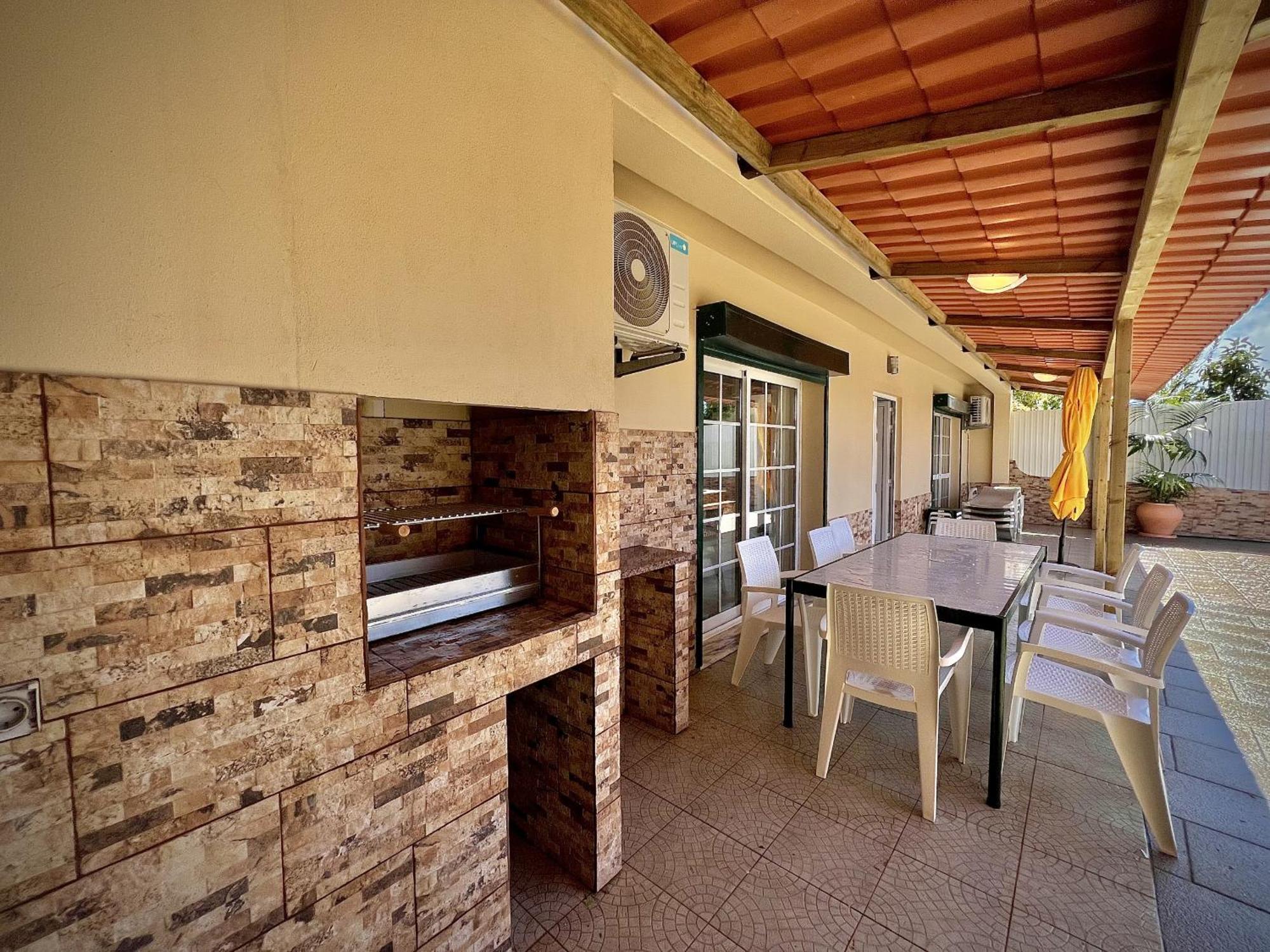 Albufeira Summer Villa 2 With Pool By Homing Εξωτερικό φωτογραφία